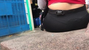 BLACK LEGGINGS AT THE MARKET – PART 9