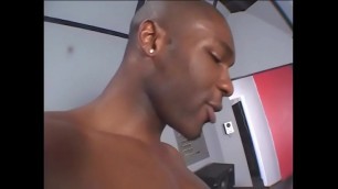 Black whore getting her tight cunt slammed